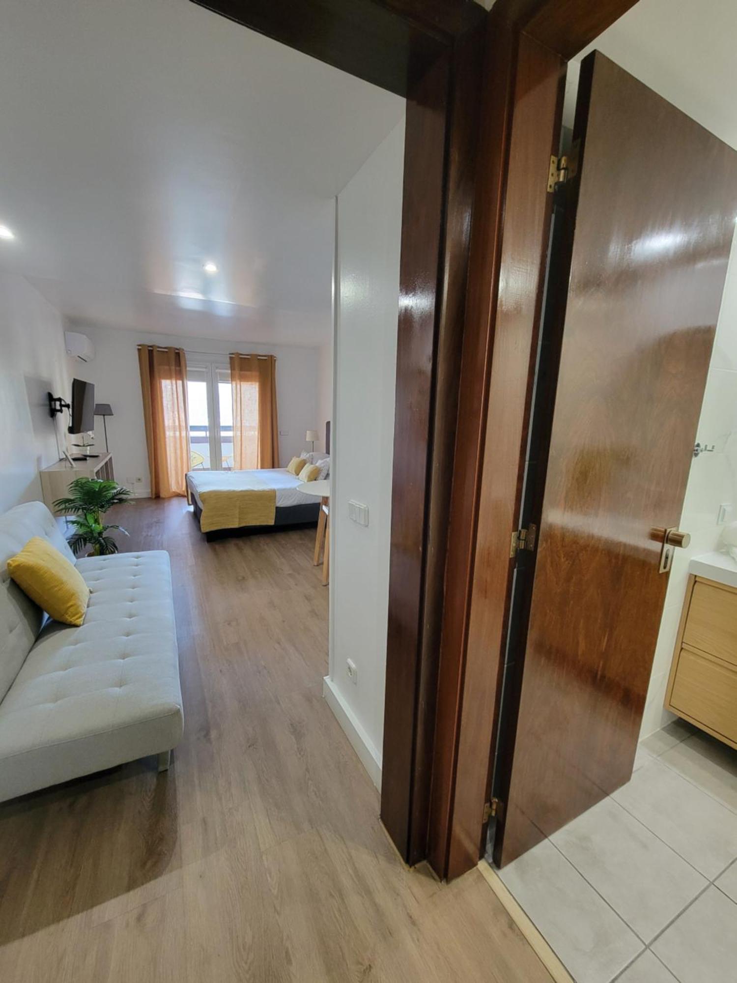 Health Village Apartments Кашкайш Экстерьер фото